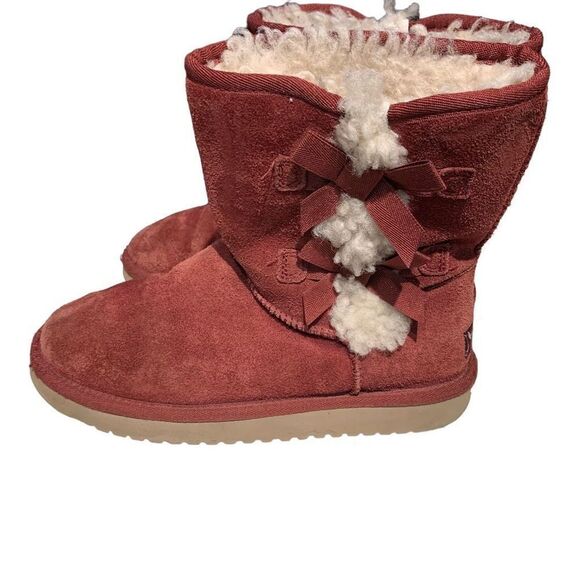 Koolaburra Burgundy Bailey Bow Boots - Picture 1 of 7